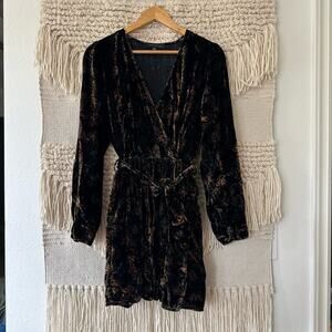 Slate & Willow Velvet Tie Dress